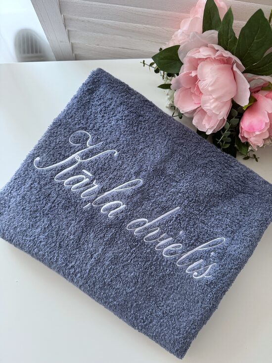 AKMENS ZILS PERSONALIZĒTS DVIELIS