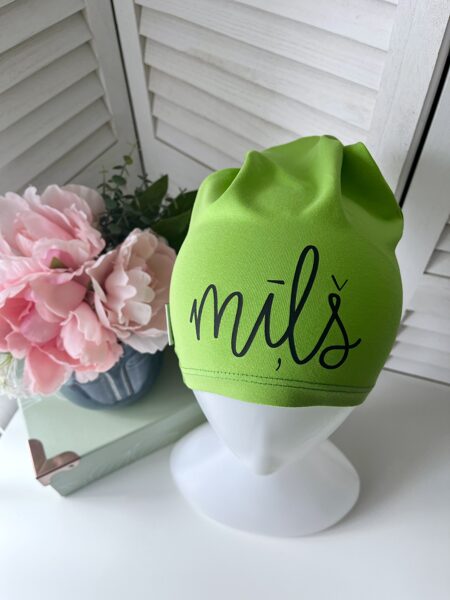 ZAĻA CEPURE MĪĻŠ MELNA APDRUKA